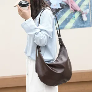 Bolso Dumpling de Cuero PU Suave para Mujer Estilo Japonés Vintage Bolso Hobo Media Luna Bolso de Hombro Plisado de Moda