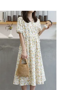 Detail einer handgewebten hohlen Beuteltasche im japanischen Vintage-Stil