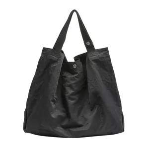 Borsa a tracolla in nylon nero impermeabile di grande capacità con texture