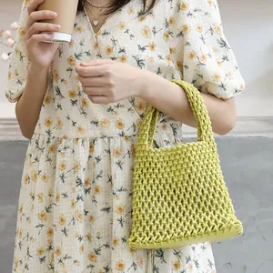 Handgewebte grüne Baumwoll-Netzhandtasche für Damen im vintage literarischen Stil