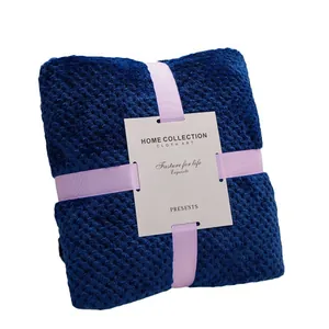 Marineblaue dicke Fleece-Decke mit Ananas-Gitter für gemütliche Nickerchen im Büro oder Sofa