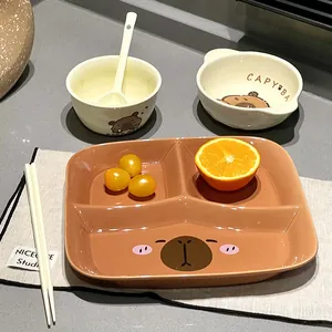Set di piatti divisi in ceramica Capybara per bambini con ciotole e cucchiai decorati
