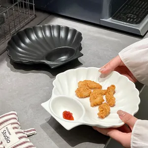 Shell Shaped Ceramic Dumpling Plate With Integrated Dipping Dish Matte Finish Shell Decorative Snack Dim Sum Serving Plate