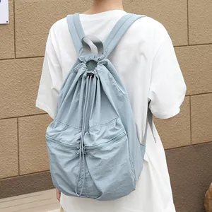 Lässiger japanischer Rucksack aus Nylon mit Kordelzug, großem Fassungsvermögen und Falten