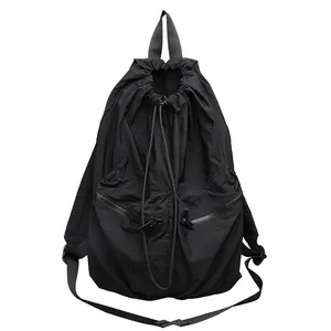 Lässiger schwarzer plissierter Nylon-Rucksack mit Kordelzug und großer Kapazität für die Schule