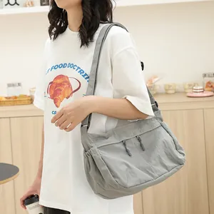 Japanische Lässige Nylon Umhängetasche Für Damen Einfache Einfarbige Multi Pocket Crossbody Tasche Leichte Schultertasche