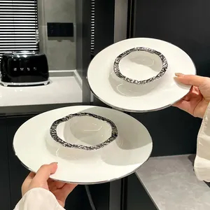 Assiettes volcans en céramique blanche avec coupelle argentée pour sushis ou raviolis
