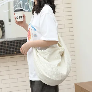 Damen Koreanisch Lässig Große Kapazität Blasen-Textur Nylon Dumpling Umhängetasche Halbmond Schultertasche