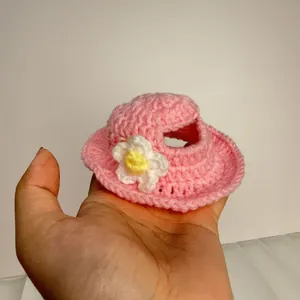 Handmade pink crochet flower hat accessory designed for 17cm vinyl plush dolls and toys