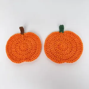Sottobicchieri a zucca fatti a mano all'uncinetto per decorazione di Halloween