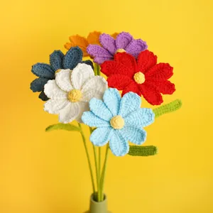 Fiore di Cosmos Fatto a Mano a Uncinetto in Filato Fiore Artificiale Finito per Decorazione Casa Stanza Regalo San Valentino