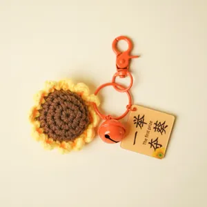 Llavero de Girasol Naranja Col China Tejido a Mano a Ganchillo Con Pequeña Campana Placa de Bendición Lindo Anello de Llave de Punto