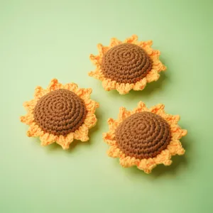Juego de tres cabezas de girasol tejidas a mano para accesorios de ropa y manualidades DIY