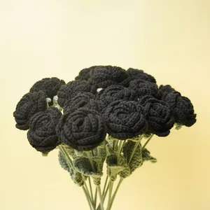Rosa Negra de Ganchillo Gótica Flor Artificial Tejida a Mano Estilo Oscuro Tallo Floral Decorativo para Accesorios de Fotografía Hogar Fiesta Decoración