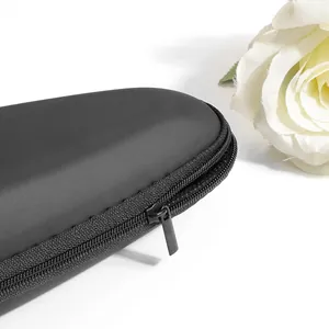 Close-up detail of the smooth zipper and durable EVA shell on black shaver storage case