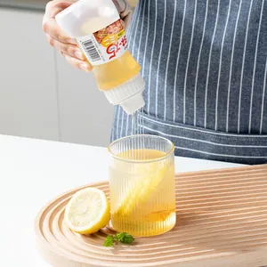 Clear 5-hole plastic squeeze bottle for salad dressing honey syrup condiment dispenser