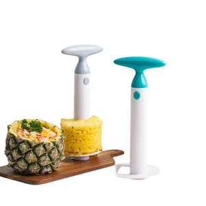 Set taglia-ananas e levatorsoli 3-in-1 in plastica per cucina