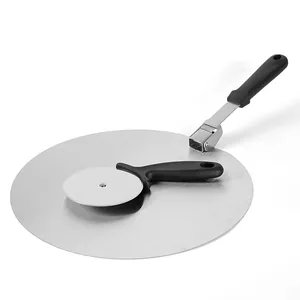 Professionelles Pizza-Set aus Edelstahl inklusive klappbarem Schieber und rundem Pizzaschneider
