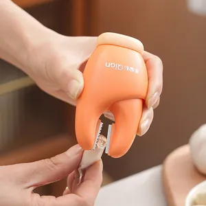 Creative crab claw shaped 2-in-1 magnetic garlic peeler and stainless steel tweezers tool