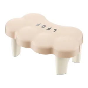Verdickter, cremefarbener, rutschfester Cloud-Hocker für Wohnzimmer und Badezimmer