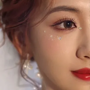 Exquisitas pegatinas de joyas faciales de mariposa y perla para maquillaje de ojos de novia