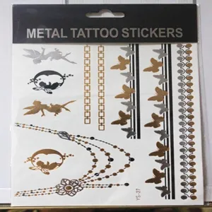 Tatuaggi temporanei metallici oro e argento impermeabili con disegni a farfalla.
