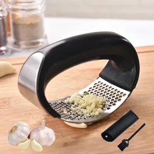 Stainless Steel Manual Garlic Press Rocker Ergonomic Handle Garlic Crusher Mincer For Kitchen Ginger Squeezer Professional Cooking Tool