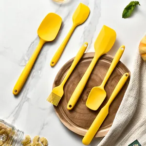 Lebensmittelechtes Silikon Backwerkzeug Set Spatel Pinsel Küchenhelfer Geschenkkarton Verpackung