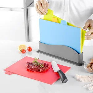 4-delige kleurgecodeerde plastic snijplankenset met opberghouder voor voedselhygiëne