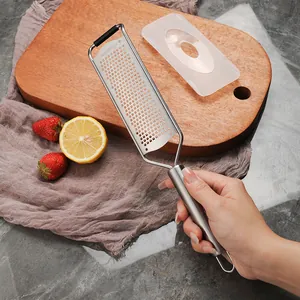 Grattugia professionale per formaggio e limone in acciaio inossidabile 304.