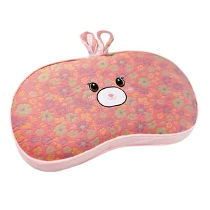 Cojín lumbar ergonómico de espuma viscoelástica rosa con estampado floral de dibujos animados