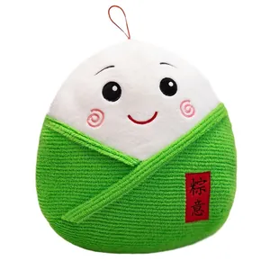 Simpatico ciondolo di peluche Zongzi sorridente per il Festival delle Barche Drago