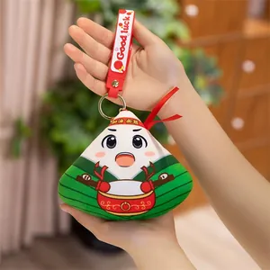 Süßer Cartoon Zongzi Plüsch Schlüsselanhänger mit Good Luck Band als Geschenk