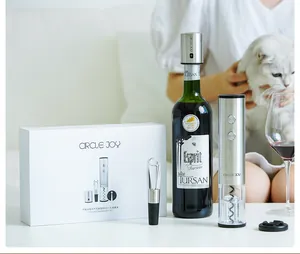 Premium Circle Joy 4-in-1 elektrisches Weinöffner-Set mit Weinflasche und Glas.