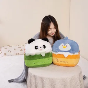 Manta almohada de peluche de animales de dibujos animados 2 en 1 con panda y pingüino