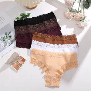 Women's Lace Edge Cotton Bikini Panties Breathable Low Waist Solid Color Briefs Soft Knitted Lingerie Comfortable Underwear