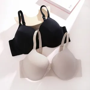 Sujetadores con aros de talla grande sin costuras en negro y nude, tirantes ajustables