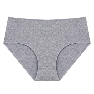 Comfortabel grijs katoenen ondergoed voor dames in grote maten met zachte afwerking