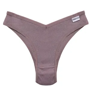 Detailansicht Damen Rippstrick V-Taille Slip, bequeme Baumwoll Unterwäsche Nahaufnahme.