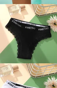 Damen Rippbaumwolle Slip mit feiner Spitzenborte und elastischem Bund für bequemen Alltag.