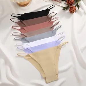 Detalle de bragas sin costuras de talle bajo para mujer en varios colores suaves