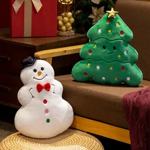 Coussins décoratifs en peluche doux, sapin et bonhomme de neige pour les fêtes