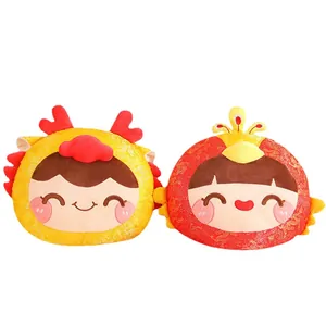 Set schattige draak en feniks pluche kussens voor een traditionele Chinese bruiloft