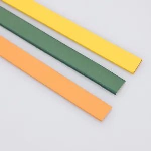 Detail von 8mm Kunstlederriemen in Gelb, Grün und Orange für DIY-Schmuck.