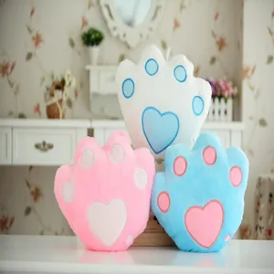 Lot de trois coussins en peluche lumineux en forme de patte avec motif de cœur pour décor
