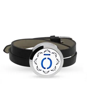 Μινιμαλιστικό μαύρο δερμάτινο βραχιόλι PU 8mm με μπλε γούρι λογότυπο