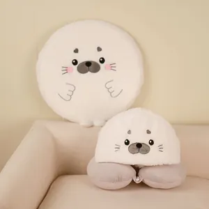 Set da viaggio con cuscino da collo a U con cappuccio a foca e cuscino di peluche