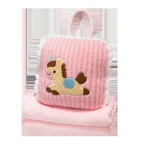 Set de almohada y manta de felpa rosa con lindo bordado de unicornio animado