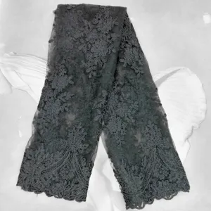 Tissu en dentelle soluble à l'eau gris foncé avec broderie florale pour robe de mariée