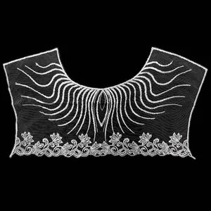 Elegant White Water Soluble Lace Fake Collar Polyester Silk Embroidered Mesh Floral Neckline Decoration Apparel Accessory For Women